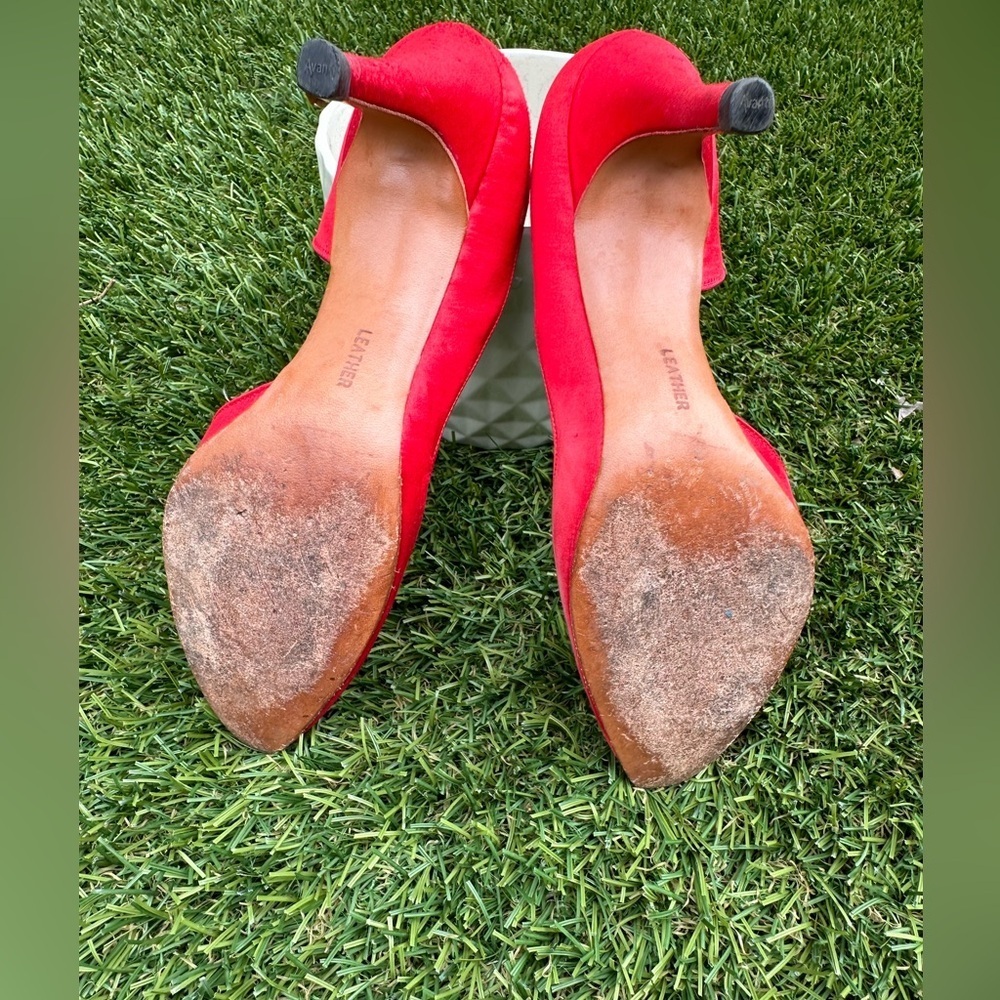 Vintage 1960s John Jerro Red Satin Rosette Heels - Picture 7 of 7